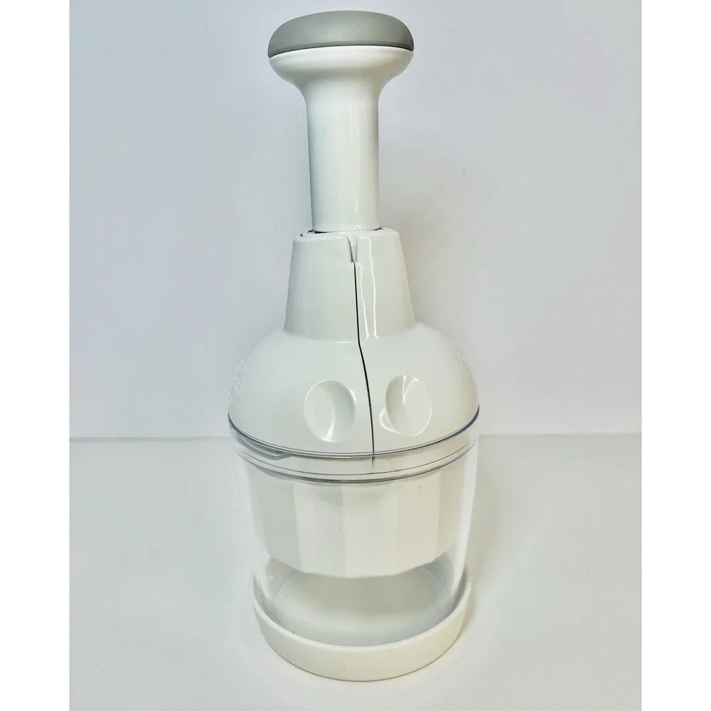 Pampered Chef Push Function Food Chopper w lid- White - #2585